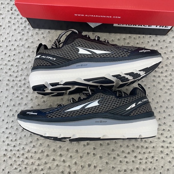 Altra Shoes - Altra Paradigm Running Shoe